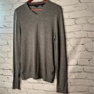 Ted Baker Gray V-Neck Sweater sz 4
